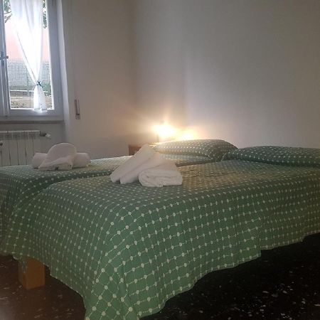 Sans Souci Apartment- In The Center Near The Beach Monterosso al Mare Esterno foto